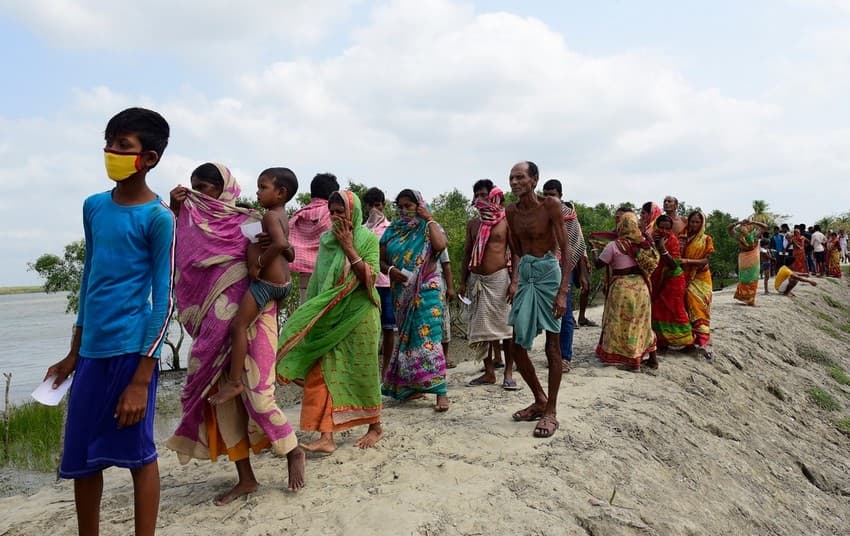 The Impact of Super Cyclone Amphan on the Sundarbans: Challenges and Opportunities for Rayal Sundarban Tourism 9 Sundarban Tourism